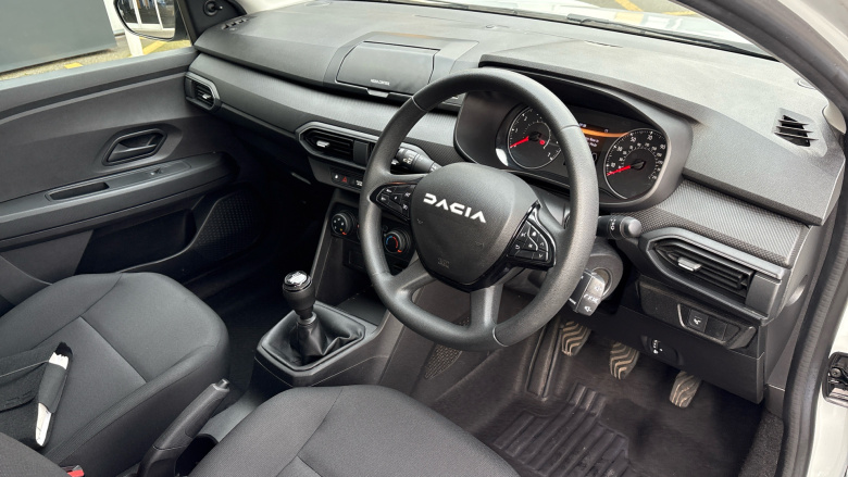 Dacia Jogger 1.0 TCe Essential 5dr Petrol Estate